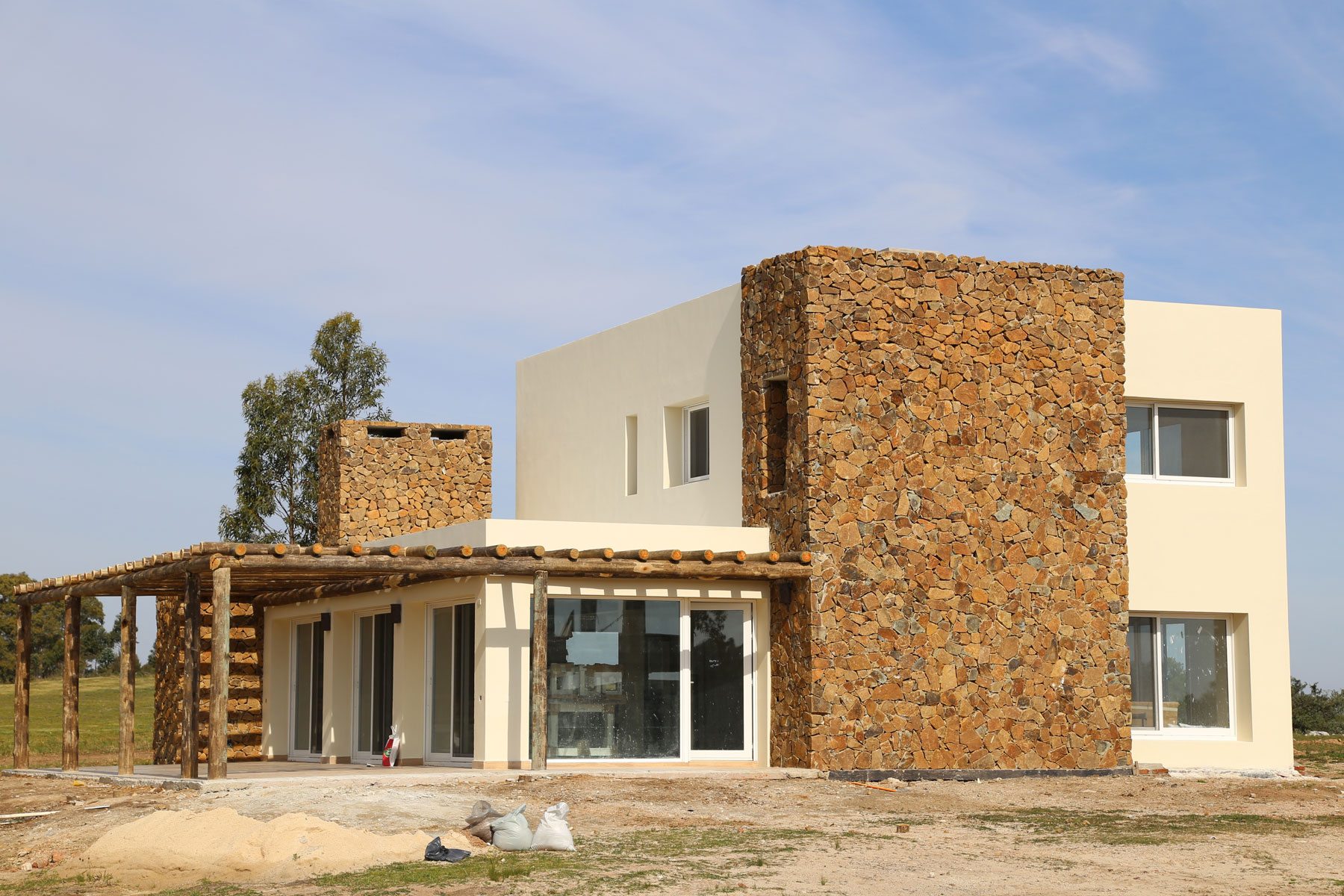 Vivienda y Barbacoa Kiyú